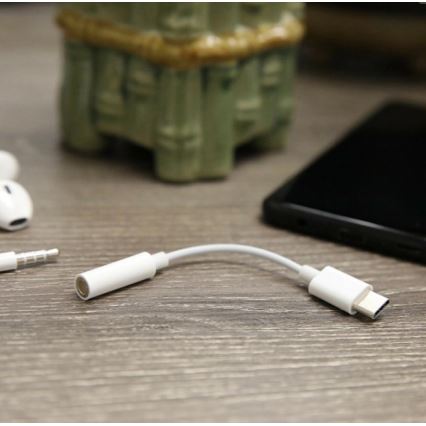 Adattatore USB-C per AUX