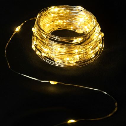 Aigostar - Catena luminosa LED da esterno 50 LED/8 funzioni 3xAA 5,3 m bianco caldo