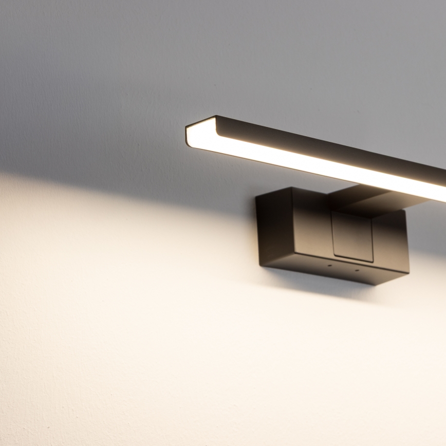 Aigostar - Illuminazione LED per specchio da bagno LED/8W/230V 4000K 40 cm IP44 nero