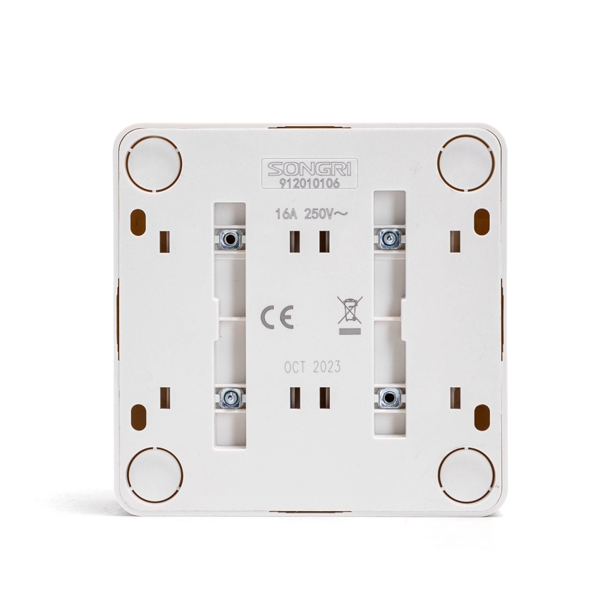 Aigostar - Presa da parete domestica quadrupla SCHUKO 250V bianca