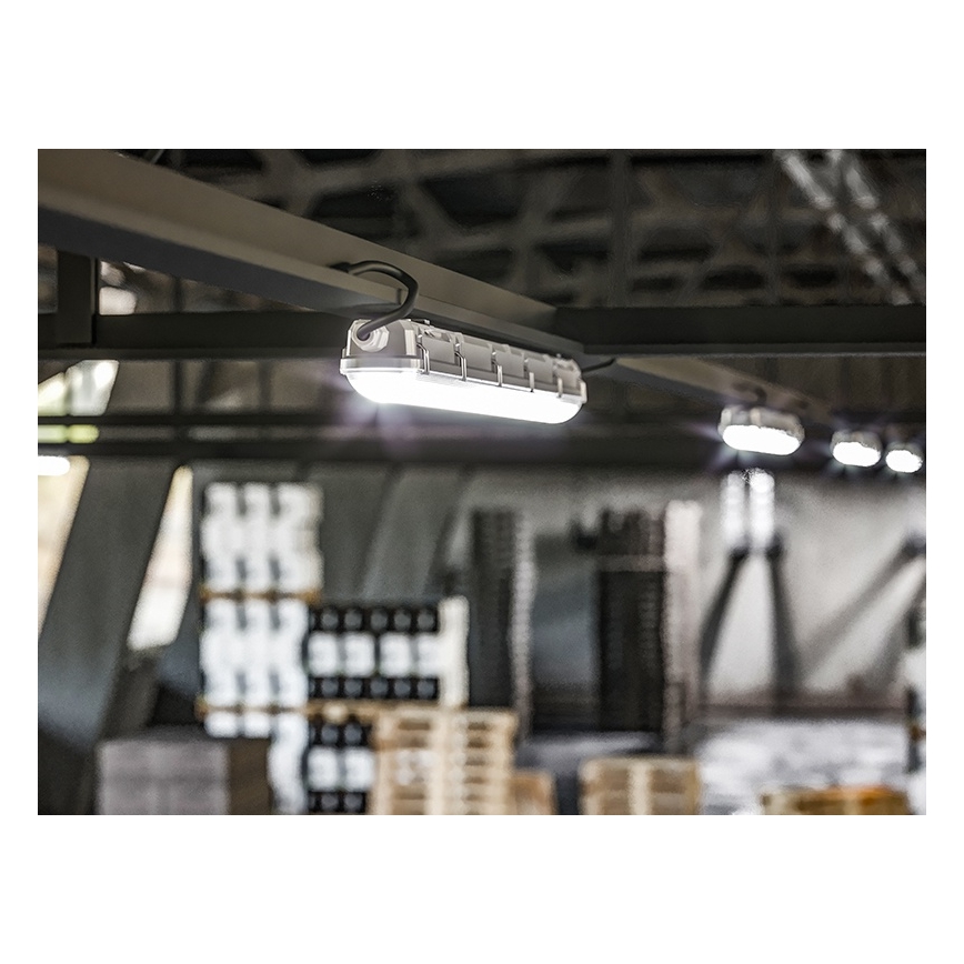 Apparecchio tecnico dimmerabile a LED/24/30/35/40W/230V IP66 120 cm