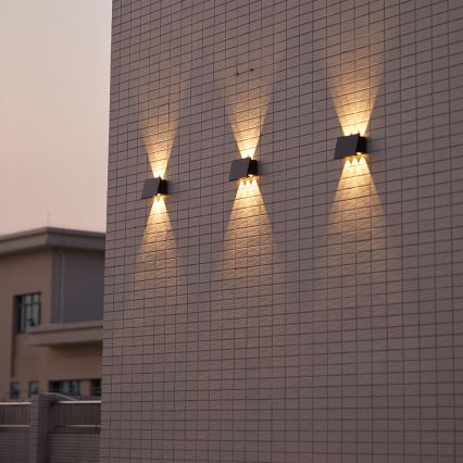 Applique a LED solare ALF LED/4W/1300 mAh 3000K IP54 nero