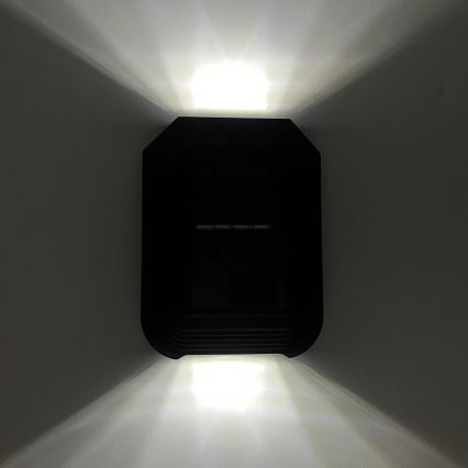 Applique a LED solare LUCE LED/1,2V 400 mAh IP44