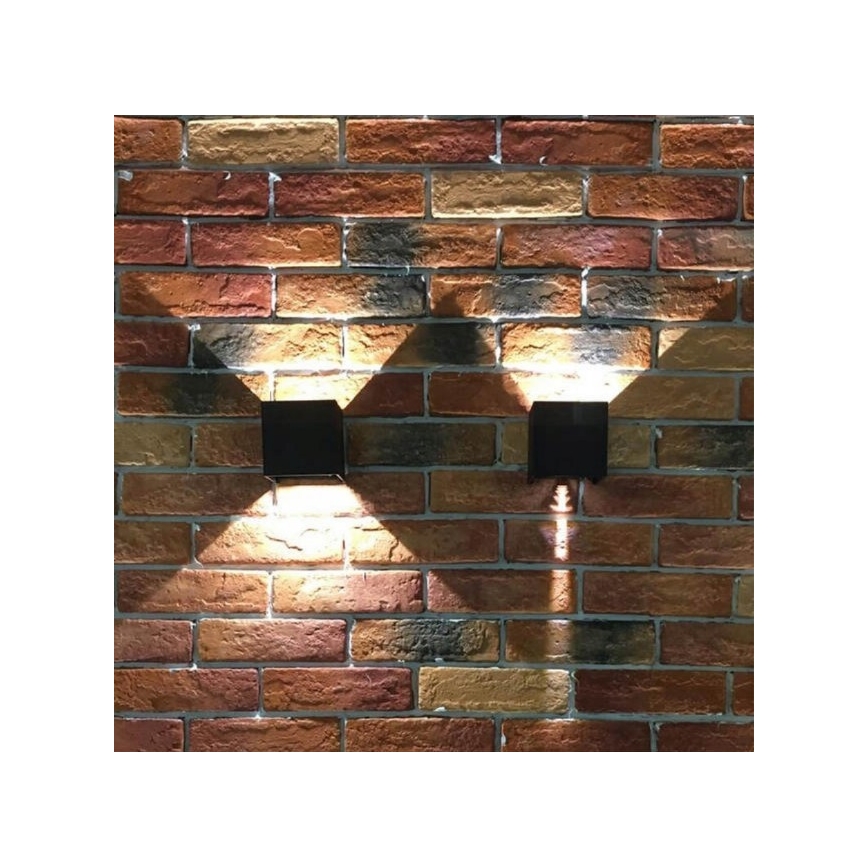 Applique da esterno a LED 2xLED/3W/230V IP54 nero