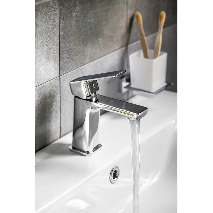 Aqualine - Rubinetto del lavandino FACTOR cromo lucido