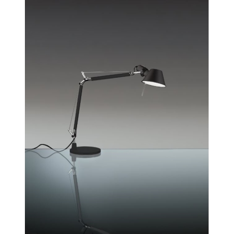 Artemide- Tolomeo Tavolo Mini lampada da tavolo. Lampada da tavolo di alta  qualità in alluminio con base da tavolo 23cm. Made in Italy : :  Illuminazione
