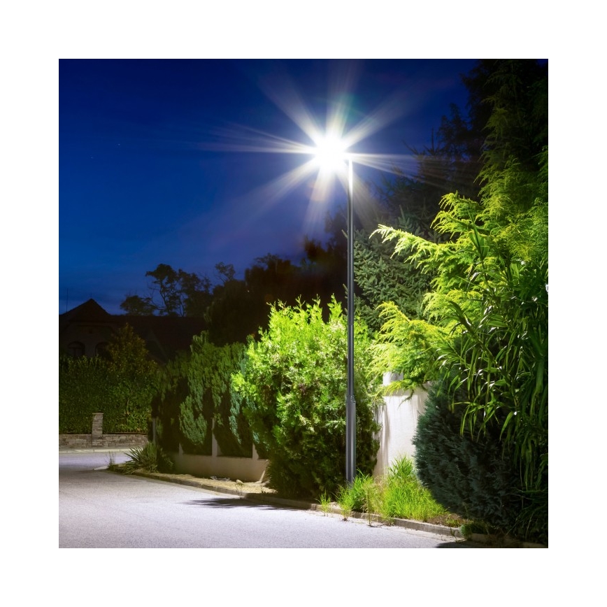 Asta metallica per palo d'illuminazione esterna BASE 3 m grigia