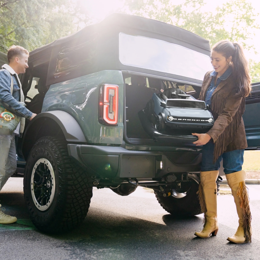 Bright Starts - Passeggino per bambini FORD BRONCO 3xAA
