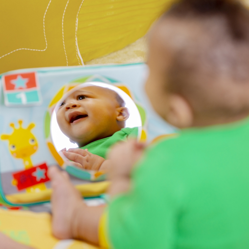 Bright Starts - Tappeto da gioco per bambini OBALL GRIP & KICK 3xAA