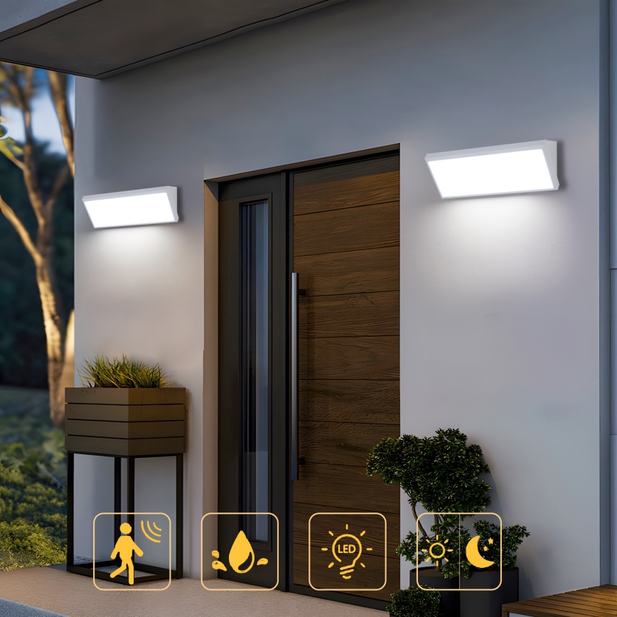 Brilagi - Applique da esterno LED TRIANGLE/42W/230V 45 cm bianca IP65