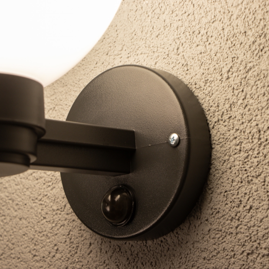 Brilagi - Applique da esterno con sensore di movimento HARBOR 1xE27/40W/230V IP33 nero/bianco