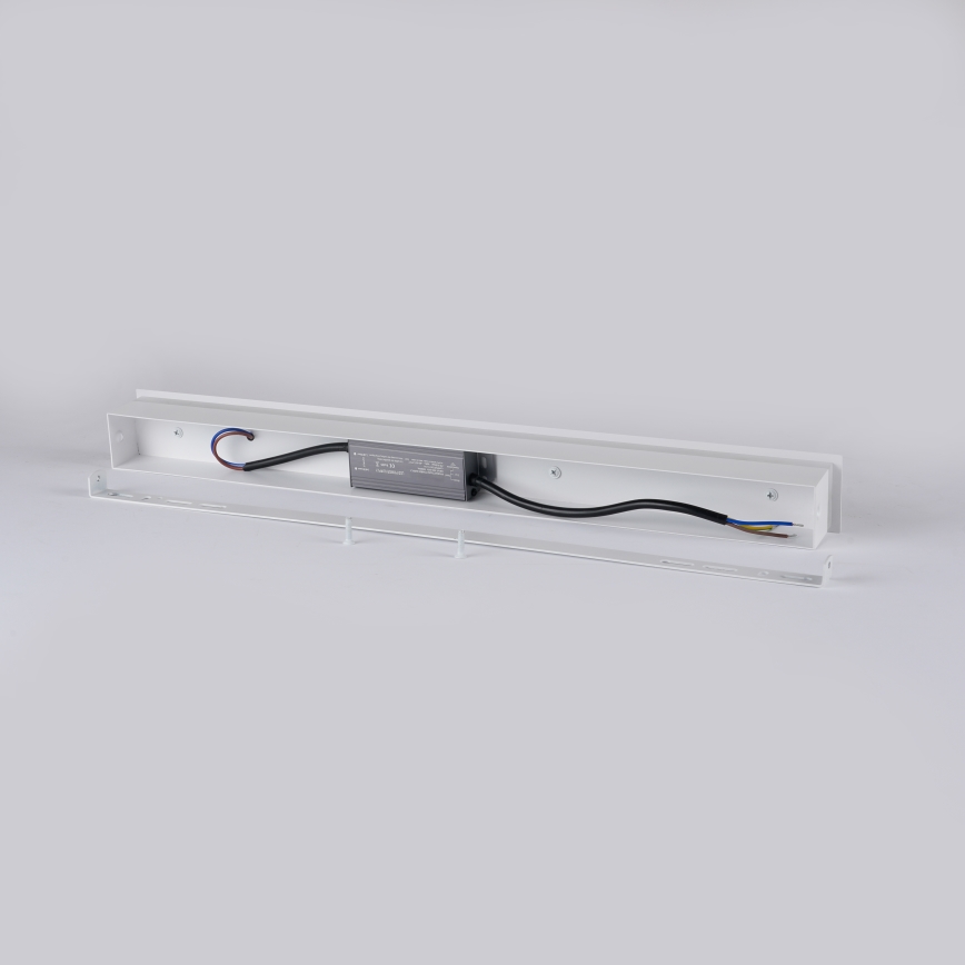 Brilagi - Lampada da parete LED per esterni LINEAR LED/8W/230V 3000K IP65 30 cm bianca CRI 90