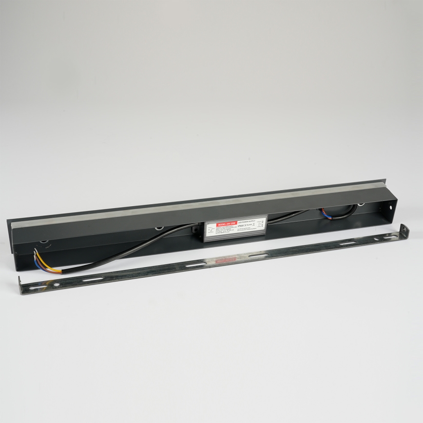 Brilagi - Applique LED da esterno LINEAR LED/8W/230V 3000K IP65 30 cm nera CRI 90