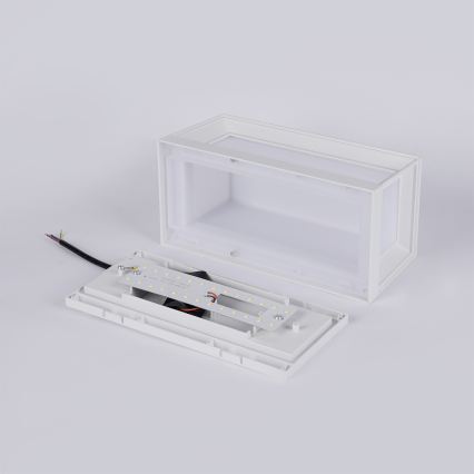 Brilagi - Applique da esterno PARKER LED/12W/230V 3000/4500/6000K bianca IP44
