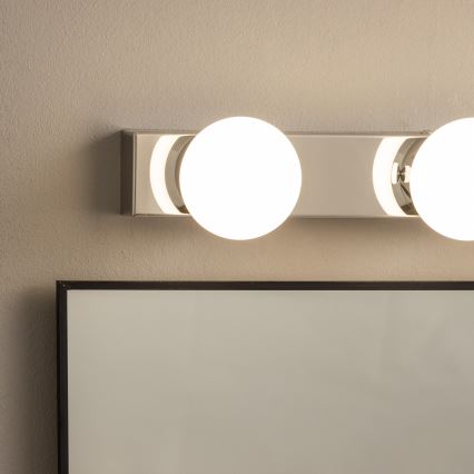 Brilagi - Illuminazione LED per specchio da bagno HOLLYWOOD, 4x LED da 3W, 230V, 53 cm, IP44, cromo lucido