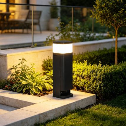 BRILAGI - Lampada da esterno con 2 prese SCHUKO PILLAR 1xG9/11W/230V IP44 nera