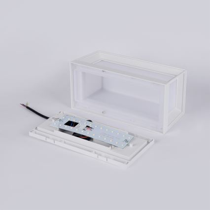Brilagi - Lampada da parete LED per esterni con sensore PARKER LED/12W/230V bianca IP44