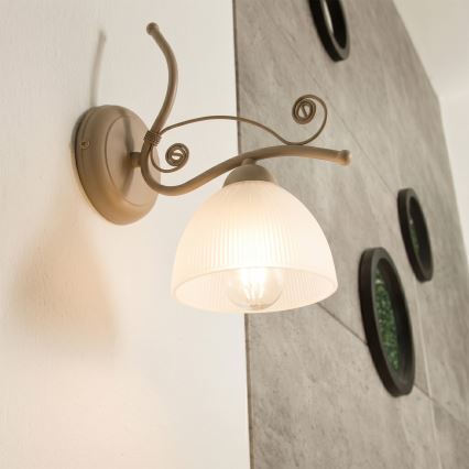 Brilagi - Lampada da parete ANTICO MODERN 1xE27/60W/230V beige