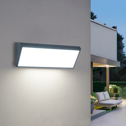 Brilagi - Lampada da parete LED per esterni dotata di sensore TRIANGLE LED/42W/230V 45 cm antracite IP65