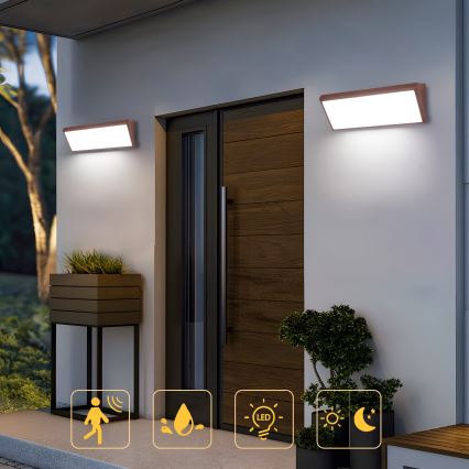 Brilagi - Applique LED da esterno con sensore TRIANGLE LED/42W/230V, 45 cm, marrone, IP65