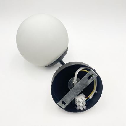 Brilagi - Lampada da parete MALIVA 1xE14/15W/230V nero/bianco