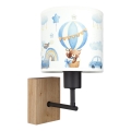 Brilagi - Lampada da parete per cameretta BOBO WOOD 1xE27/25W/230V rovere/nero/bianco/blu/orsetti