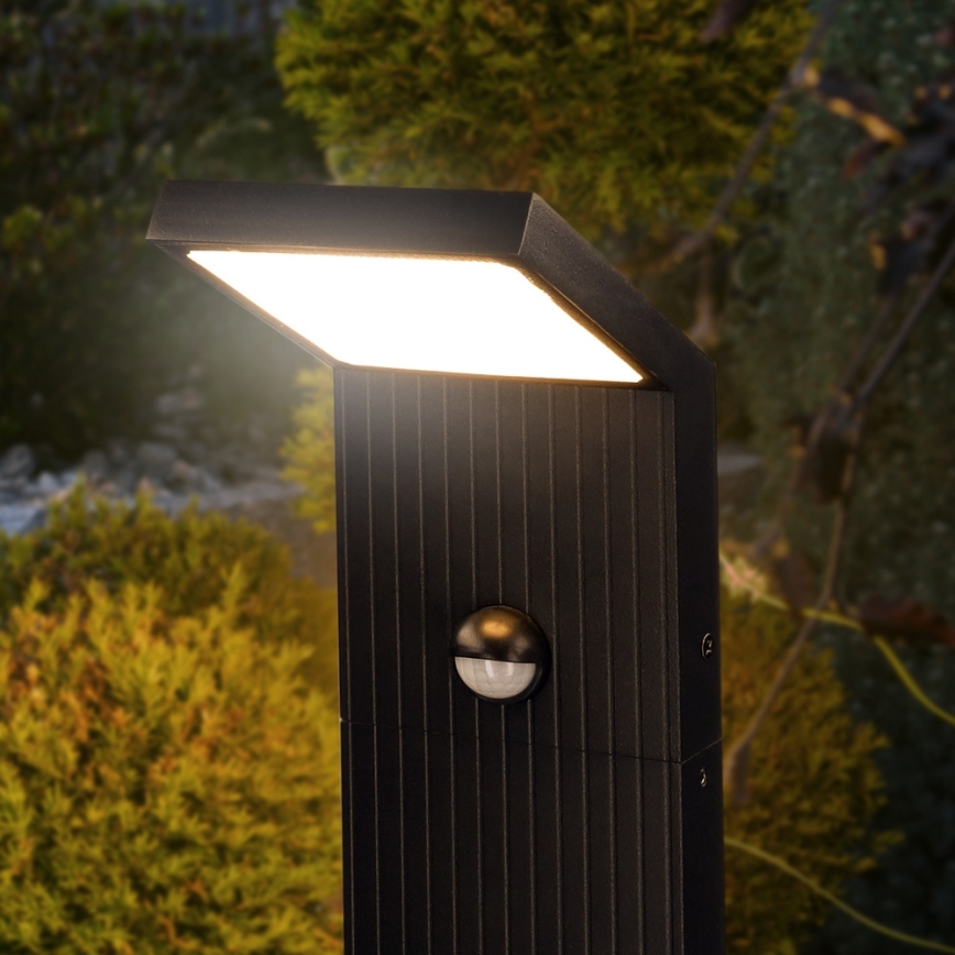 Brilagi - Lampada LED da esterno con sensore RIANO LED/8W/230V antracite IP65 80 cm
