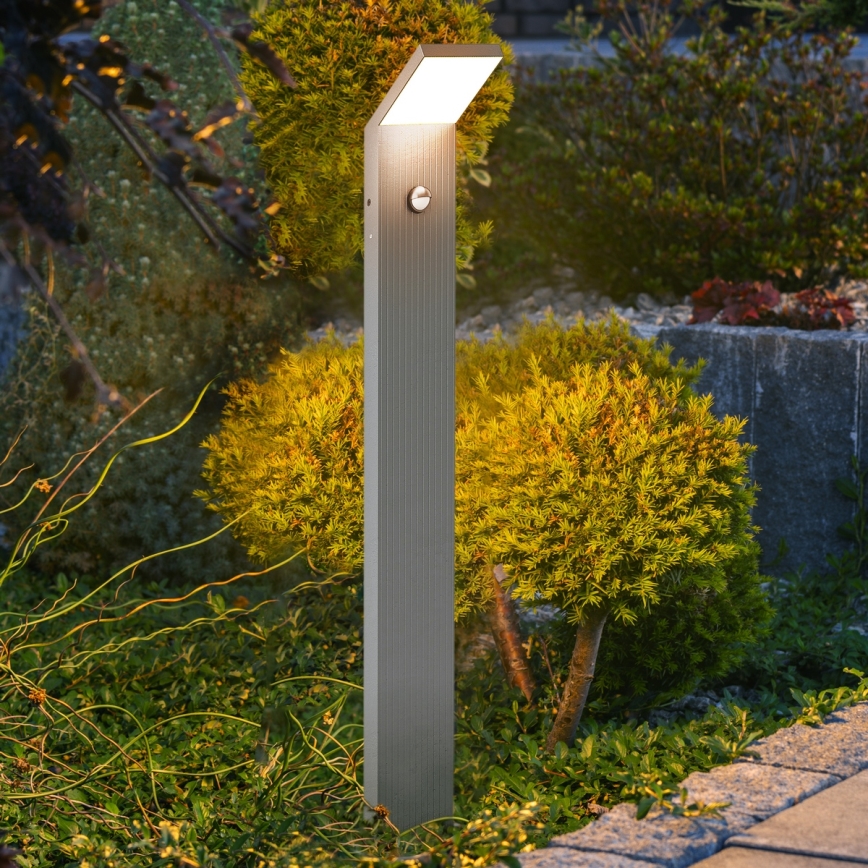 Brilagi - Lampada LED da esterno con sensore RIANO LED/8W/230V argento IP65