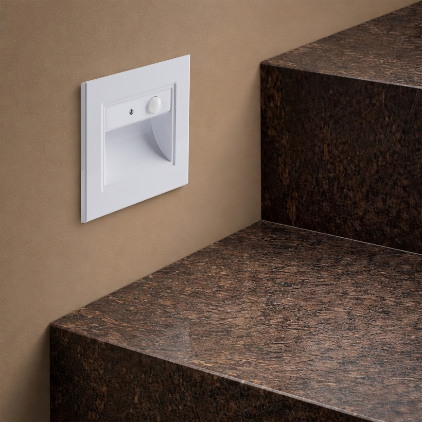 Brilagi - Lampada LED per scale con sensore STEP LIGHT LED/1,5W/230V IP44 bianco