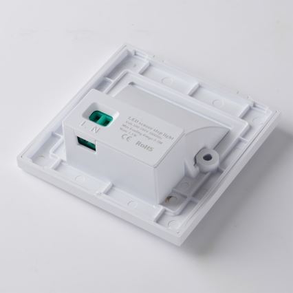 Brilagi - Lampada LED per scale con sensore STEP LIGHT LED/1,5W/230V IP44 bianco