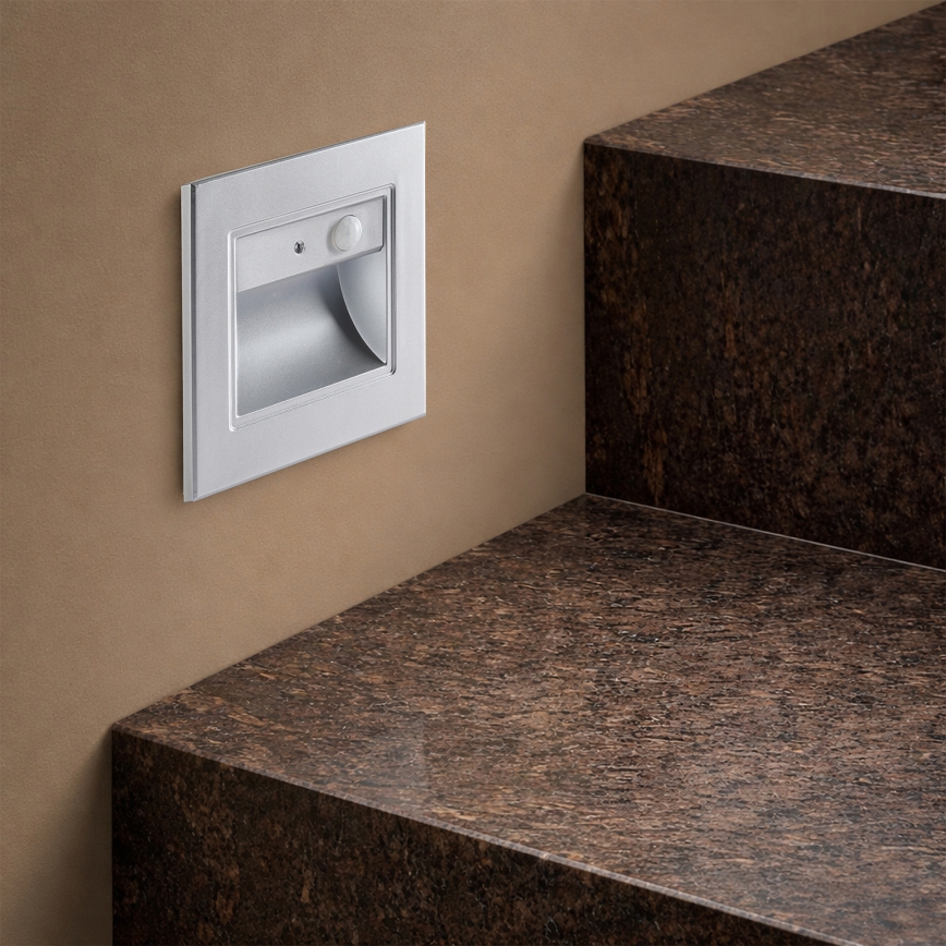 Brilagi - Lampada LED per scale con sensore STEP LIGHT LED/1,5W/230V IP44 argento