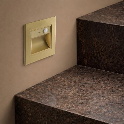 Brilagi - Lampada LED per scale con sensore STEP LIGHT LED/1,5W/230V IP44 oro