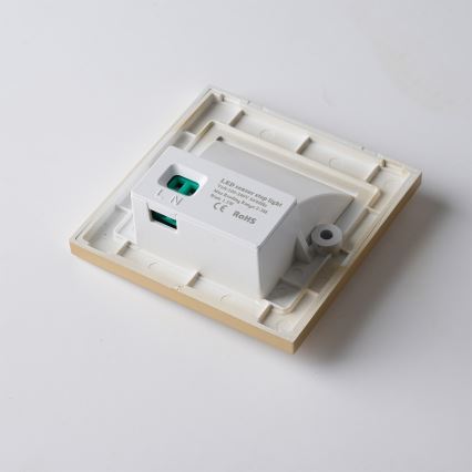 Brilagi - Lampada LED per scale con sensore STEP LIGHT LED/1,5W/230V IP44 oro