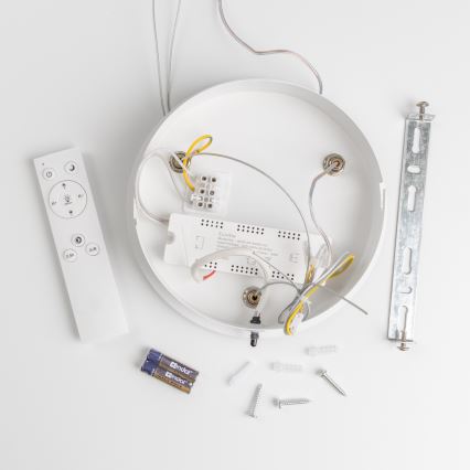 Brilagi - LED Lampadario dimmerabile su cavo FALCON LED/80W/230V 3000-6500K Ø 60 cm bianco + telecomando