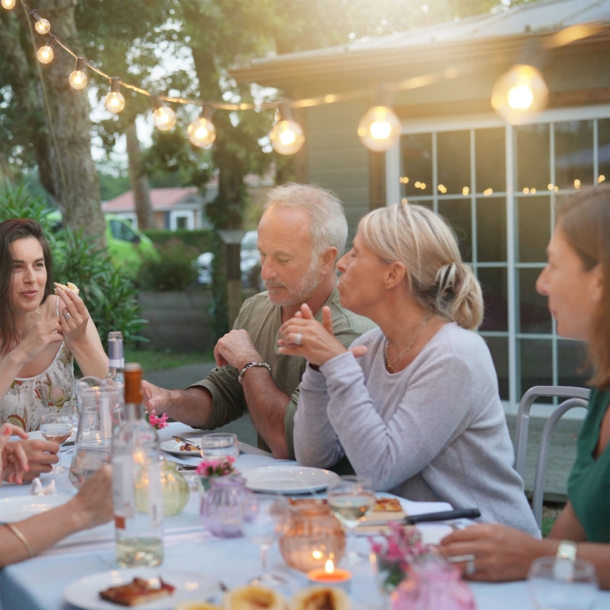 Brilagi - Catena luminosa decorativa LED da esterno GHIRLANDA 25xE12/0,8W/230V 20m verde IP44 bianco caldo