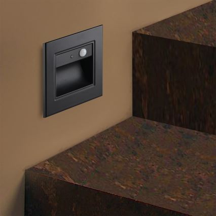 Brilagi - Lampada LED per gradini con sensore STEP LIGHT LED/1,5W/230V IP44 nera