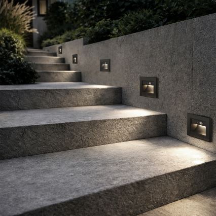 Brilagi - Lampada LED per gradini con sensore STEP LIGHT LED/1,5W/230V IP44 nera