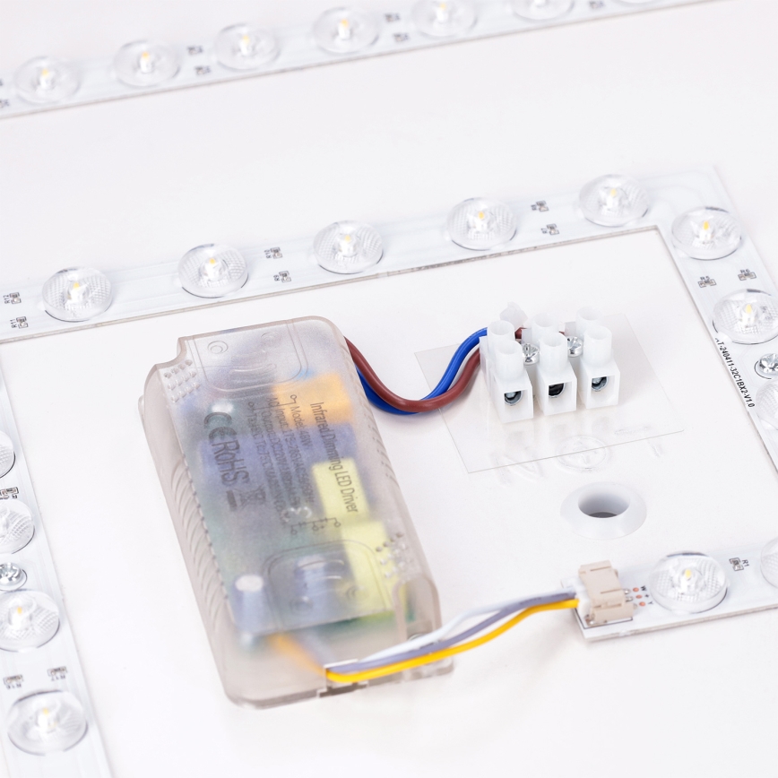 Brilagi - Plafoniera LED dimmerabile PILANA LED/48W/230V 3000-6500K rovere/bianco 42x42 cm + telecomando