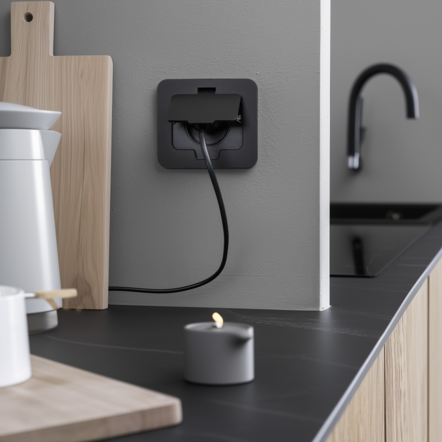 Brilagi - Presa da pavimento incassata per esterni IP55, nera, rettangolare