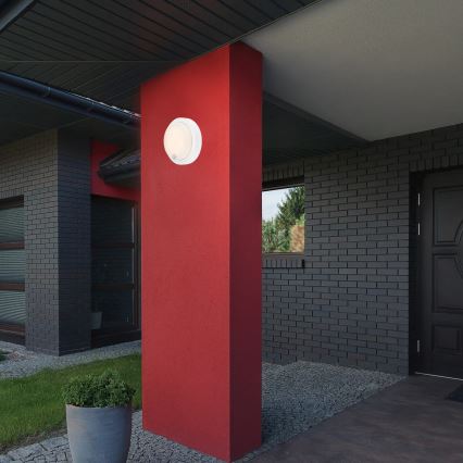 Brilo - Lampada da parete ricaricabile LED per esterni con sensore LED/4W/5V 4400 mAh IP44 bianco