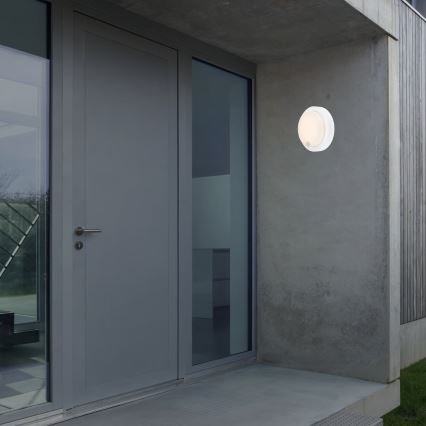 Brilo - Lampada da parete ricaricabile LED per esterni con sensore LED/4W/5V 4400 mAh IP44 bianco