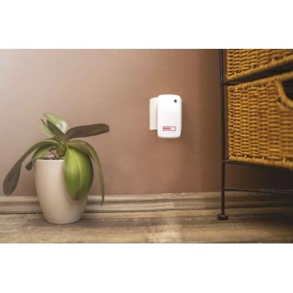 Campanello con presa wireless 230V IP44