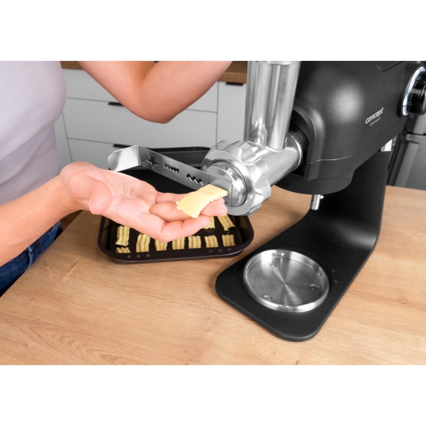Concept RM8000 - Robot da cucina con ciotola in acciaio inox 1200 W/230 V, nero