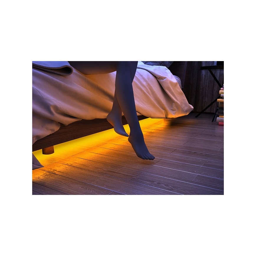 Striscia LED con sensore 1,2 m LED/3,6W/230V