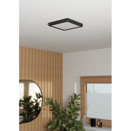 Eglo - Plafoniera LED da soffitto per bagno, 10,5 W/230 V, 22 x 22 cm, IP44, nera