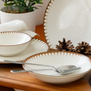 Elegante servizio da tavola in porcellana 18 pezzi, bianco/marrone
