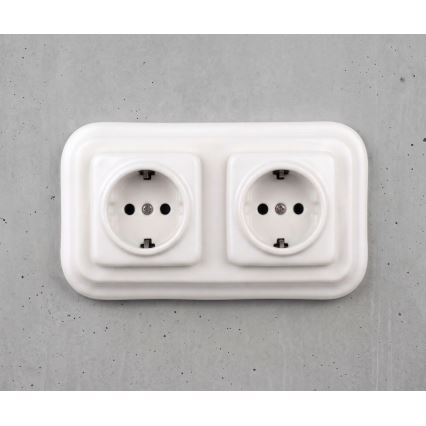 Elhard - Doppia presa domestica in ceramica stile retrò con cornice SCHUKO 230V bianca