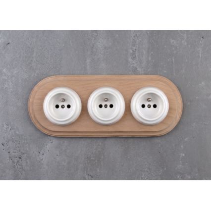 Elhard - Presa domestica tripla in ceramica in stile retrò con cornice 230V bianca/legno chiaro