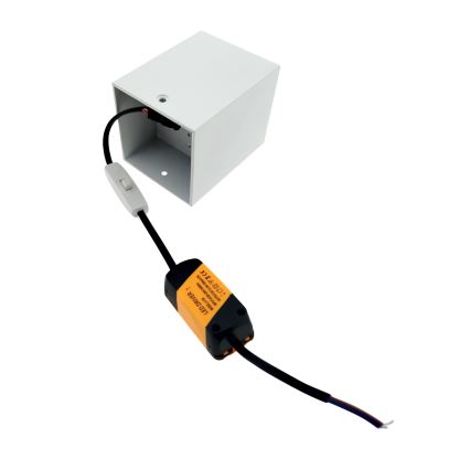 Faretto LED/5W/230V 3000/4000/6400K 7,5x7,5 cm bianco