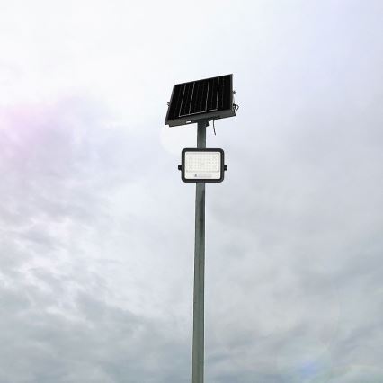 Proiettore solare LED dimmerabile LED/100W/3,2V 2000-8000K IP65 5000 mAh nero + telecomando